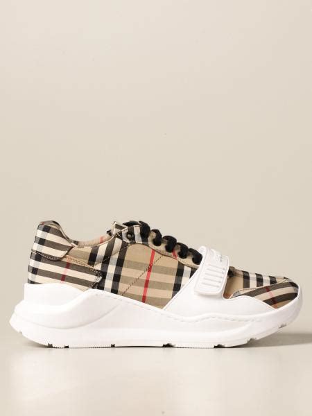 burberry uomo scarpe|burberry online shop italia.